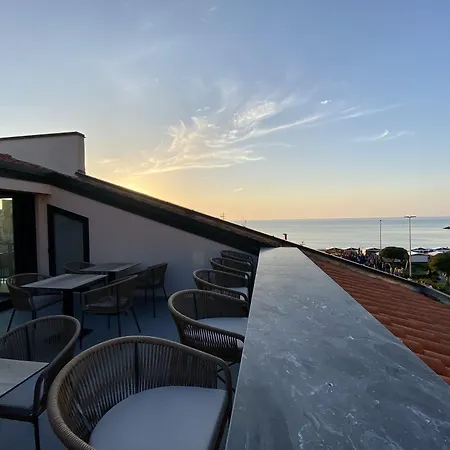 Salemare Rooms & Suites-3